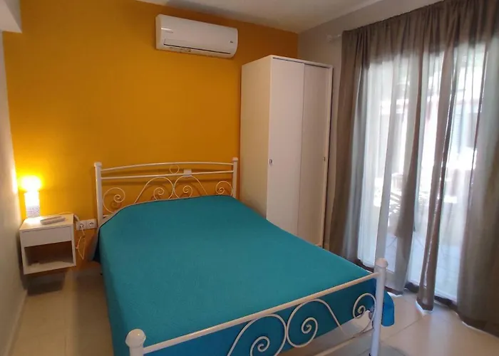 Blue & , - Corfu 1&2-3&4 Dassia (Corfu)